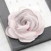 Dekorativa blommor 10st 5 cm chiffong organza tyg konstgjorda pannband halsband bröllop klänning dekoration hem tillbehör diy falsk blomma