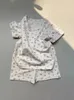 Ensemble de vêtements Ins Summer Children Mainswear Hort Sheeve Turnits Boy Girl Baby Floral Print Tops Shorts 2pcs T-shirt décontracté en coton