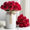 Fleurs décoratives 12pcs Roses Bouquet pour la décoration intérieure Marriage DIY DIY CARSATION DE FLORICES ARRISEMENT