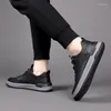 Casual schoenen sneakers mannen vat oxford lederen mode buitenschoen mannelijke lichtgewicht vintage schoeisel veter-up vaste stof