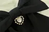 Forniture per feste giapponese vestiti per ragazza con filo femminile camicia in stile britannico scollatura nera decorativa bowknot gallievo ornamento