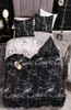Czarno -białe kolory pościel marmurowa reaktywna drukowana kołdra Zestaw do domu domowego de couette zestaw pościeli Queen L6772552