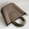 Le sac de corps transversal 10A pour le sac à main pour les femmes panier pochette sac à épaule du haut manche en cuir matelassé marron éteint tr p7va #