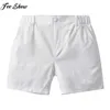 Shorts Baby Boy Mode Casual Shorts mit elastischer Taille reine Baumwollshorts Kinderkleiderhose für Gentleman -Schulstil täglich D240510 geeignet