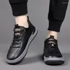 Casual schoenen sneakers mannen vat oxford lederen mode buitenschoen mannelijke lichtgewicht vintage schoeisel veter-up vaste stof