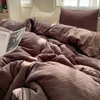 Zestawy pościeli na Instagram w stylu japońskim mieszanym i umytym bawełnianym czteroczęściowym zestawie miękkich arkuszy łóżka stałe kołdrę kołdry kołdra akademika