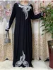 Etniska kläder 2023 Dubai Women Abaya Muslim Evening Long Slve Dress Ice Silk Fabric African Elastic Embroidery Robes Islamiska kläder T240510