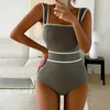 Kadın Mayo Bayan Yüzme Takımı Tek Parça Geniş Strap Monokini Yaz Kore tarzı bikini, göbek gizli yüzmek