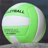 Tamanho padrão 5 Vôlei PVC PVC Resistente ao desgaste da explosão Treinamento Ball Ball High Machine Bouncy Seam Beach Volleyball 240510