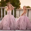 2019 Dusty roze kanten Appliqued Ball Gown Flower Girl Jurken Vintgae Pearl kralen Spaghetti Fiormal Girl Party Birthday Communication G 207T