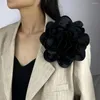 Broches Party Wear Pin de fleur Broche florale en satin élégant pour femmes Men Style Abel Dîner exquis Big Accessoire