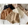 Pantaloni per bambini pantaloni per bambini pantaloncini estivi ragazzi e ragazze 2024 coreani shorts bei pantaloncini per neonati e pantaloni sciolti completamente abbinati d240510