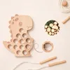 Drewniana płyta gwintowa dla dzieci Montessori Beech Edue Education Toy Button Blocks Puzzle Baby Prezenty 240509