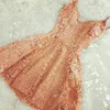 반짝 거리는 골드 스팽글 칵테일 홈 커머스 드레스 고삐 섹시한 등이없는 짧은 댄스 파티 드레스 중공 프론트 공식 파티 드레스 253Q