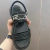 Prad Designer Sandals Толстые солированные тапочки женский роскошный бренд треугольник трава сплетенная микро -лейбла платформа Raffias Flip FloP