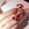 Designer de alta qualidade Fanjias Novos brincos de trevo de quatro folhas de quatro folhas de calcedônia vermelha natural de jóias de luxo em forma de coração pérolas