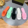 Vrouwen Designer Slippers Flat Sandalen Roze Wit Zwart Pal Green Oranje Rubber Luxe Glaasjes Zomerstrand Slipper dames in elkaar grijpend Scuffs Casual sandaal