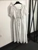 Robes décontractées de base Designer 2023 chaud vendant sexy à lanière en U en forme de col sans collier à volants Bubble courte robe à manches courtes pyxg