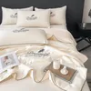 Luxe huis zomer dekbed set geborduurd ademende dunne deken zomer quilt huid vriendelijke airconditioner quilt queen 240508