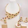 Boucles d'oreilles de collier Set Colorful Stones Femmes Costume de mariage en bracelet en or Gold