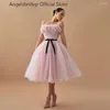 Sukienki imprezowe Angelsbridep A-line Prom Bezpośrednie falbany różowe sukienkę do ukończenia ubrania czarny pasek celebrytów jurken