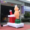 En gros de 6mh (20 pieds) avec une arrivée de ventilateur publicitaire Chimney gonflable et cerf décoration de Noël de dessin animé pour les événements de fête en plein air Toys Sport