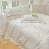 Bettwäsche Sets Sommer doppelseitig Eis Silk Kühlgefühl Hautfreundlicher Bettdecke Set Kissenbezüge Blumen Blumen Stickerei Rüschen Quilt