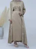 エスニック衣類ラマダンkaチェーンサテン着物2ピースアバヤセットトルコイスラムドレスイスラム教徒セット女性のためのアバヤ