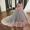 2020 Nowoczesne szary tiul Różowe koronkowe sukienki ślubne Suknia balowa ręcznie robione aplikacje Sweet Train Niestandardowe suknie ślubne plus size 273v
