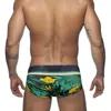 Short masculin sport coloré coloré en forme de plage triangle masculine été mâle sexy natation coque masculine grande et grande planche élastique