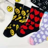 Chaussettes masculines printemps 2022 Nouveau produit Designer Brand à tendance Love Socks Mens and Womens Mid Longle souriant visage Pure Coton Sports Choques Tendance BQX8