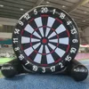 卸売りの屋外アクティビティ5m 16.5フィート背の高い巨大なインフレータブルサッカーフットダーツの子供と大人は、ダートボードカーニバルスポーツゲームを蹴っています