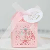 Enveloppe-cadeau 50 / 100pcs Boîte à croix blanche laser pour le mariage baby shower baptême Communon d'anniversaire décor décor de bonbons