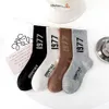 Skarpetki męskie 22Ssencje Mgły modna marka proste listę skarpet dla mężczyzn i kobiet średnia tuba FG1977 Rich Sports Stockings TD9O