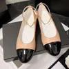 Designer schoenen Paris merkontwerper Black Ballet Flats schoenen vrouwen lente gewatteerde echte lederen slip op ballerina luxe ronde teen dames jurk schoenen