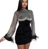 2024 Schwarzscheide Abschlusskleid Kristalle Feather Satin Short Mini Homecoming Party Formal Cocktail Prom Brautjungfernkleider Kleider ZJ011