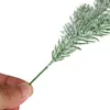 装飾的な花20pcs人工松の針はクリスマスツリーの装飾のための偽の植物の枝DIYアクセサリー