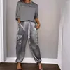 Pantaloni da due pezzi da donna Eleganti 2 set donne Summer 2024 Fashion Versatile Female Abiti di abbigliamento superiore a mezza manica per streetwear