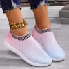 Casual Shoes Kvinnor Fashion Wear Resistant Non-Slip Breattable Outdoors Lightweight Female Sports Sneakers Stor storlek 35-44