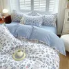 Sängkläder sätter söta jordgubbsdäcke omslag Set Twin Full Size Ins Floral for Kids Girls quilt högkvalitativa sängkläder utan fyllning