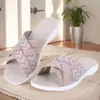 Lässige Schuhe Frauen Dicke Kissenschuhe Weitbreite Cross -Gurt -Plattform Keil Sandalen Offene Spitzenhaus leicht für den Sommer