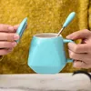マグカップクリエイティブパーソナライズされたコーヒーマグ韓国スタイルのシンプルなセラミックウォーターカップ付きカップル家庭用朝食ミルクカップ