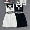 24SS Italian Designer Ladies Letwork Embroidery Short Slisted Slim-Fit Vest T-Shirt + Pleated Skirt Ladies Outdior Golf Golf Casural Luxury Set من قطعتين