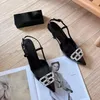 Mode vrouwen sandalen cagole 60- 80 mm pompen Italië populaire zilveren knopdecoratie zwart octrooi lederen enkelbanden ontwerper bruiloftsfeest sandaal hoge hakken EU 34-42