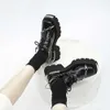 Plataforma de moda negra para zapatos para caminar de cuero genuino decoración de metal tacón grueso mocasines de diseñador