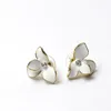 Brincos de garanhão Kanvez 925 Sterling Silver White Lily Flower Flor Hipoalergênica Acessórios da moda da moda