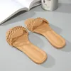 Slippers 2024 Fashion Weave Women Open Toe Flat With Casual Shoes Woman Glisses Summer Soufflent Bopdoor Flip Flip Flip