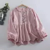 Blouses pour femmes broderies vintage en coton tops femmes japonais style fille girl à volants o-cou à manches longues choux lâches printemps bohême