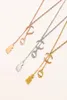 3 collane di timbri a colori Collana di girocollo di lusso designer oro in acciaio inossidabile in acciaio inossidabile collane a pendente per donne WE6862084