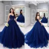 2021 Nya stropplös prom bollklänning Navy Quinceanera klänningar vintage spetsapplikation Bollklänning formella söta 15 festklänningar vestido de fie 329l